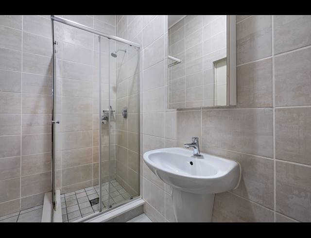 1 BEDROOM APARTMENT TO LET IN GREENBAY ECO ESTATE